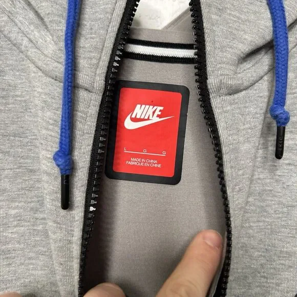 Nike Tech Fleece Jacket Grey Hooded Full-Zip Jacket 2024 - Picture 4 of 4